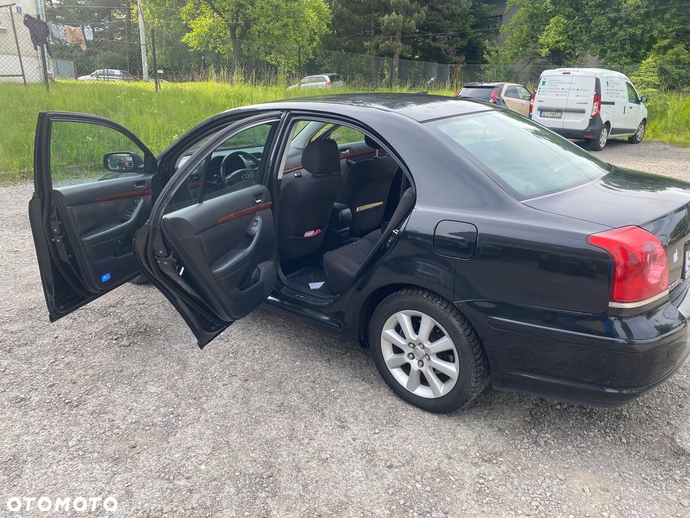 Toyota Avensis 2.0 D-4D Luna - 5