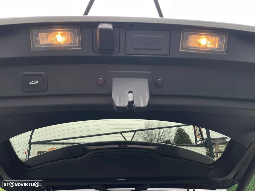 MG Marvel R Performance - 13