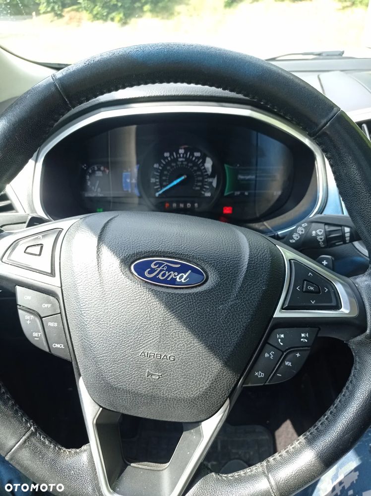 Ford Edge - 13