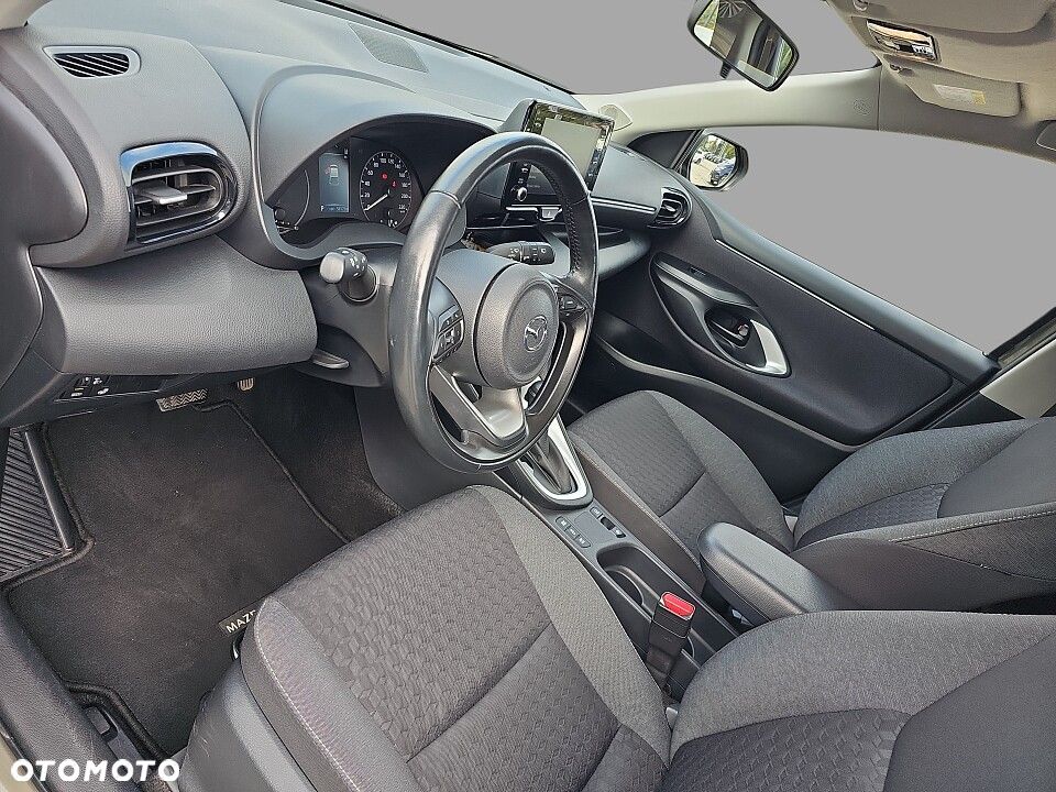Mazda 2 - 16