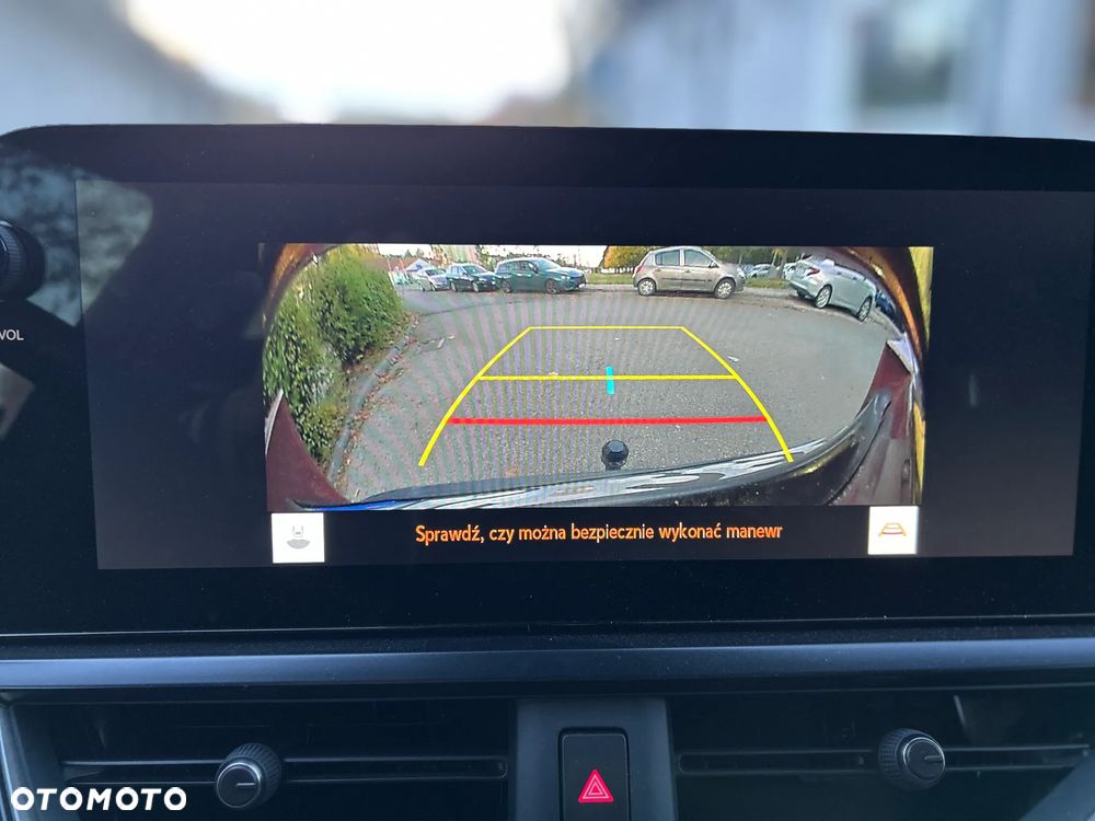 Lexus UX 300h F Sport Design - 22
