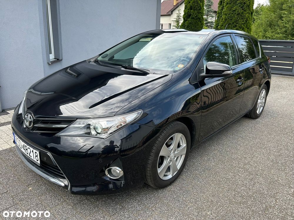 Toyota Auris 1.6 Prestige - 19