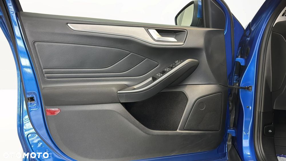 Ford Focus 1.0 EcoBoost mHEV Titanium X - 11