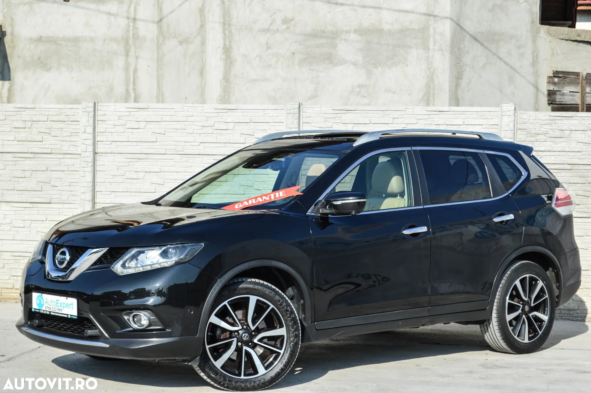 Nissan X-Trail 1.6L dCI Start/Stop XTRONIC Tekna - 9