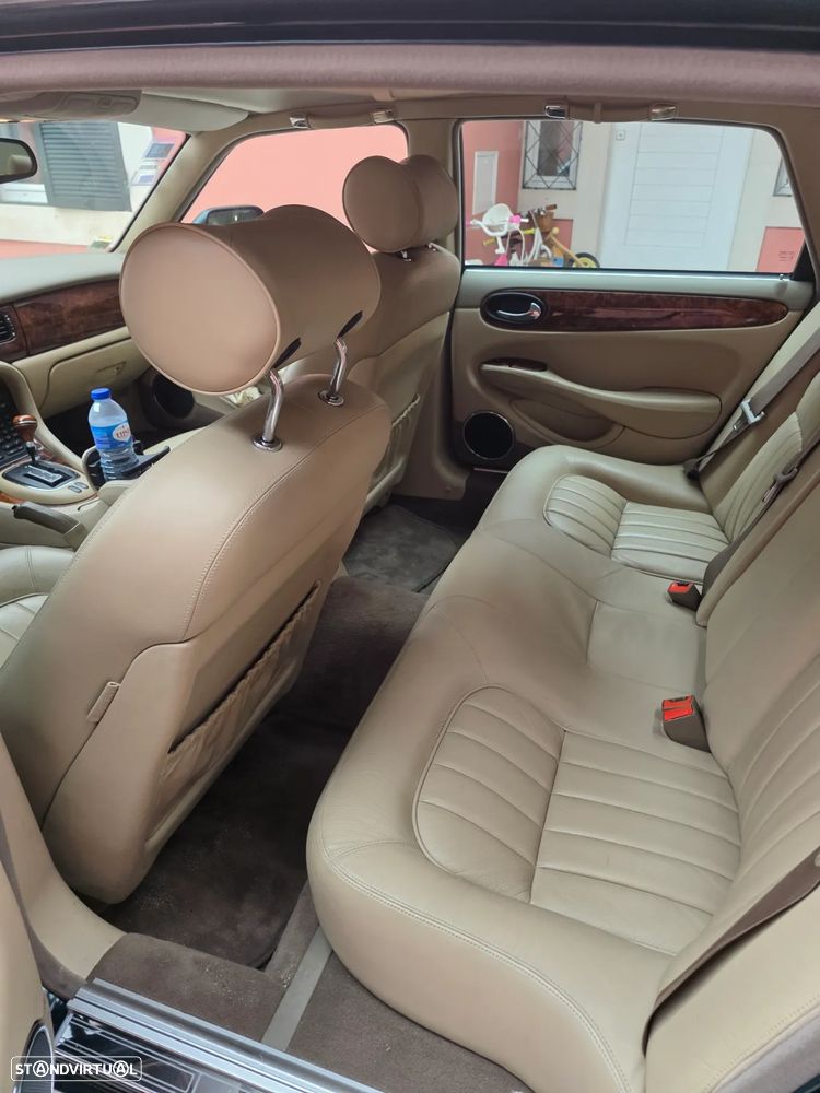 Jaguar XJ XJ8 3.2 Executive - 14