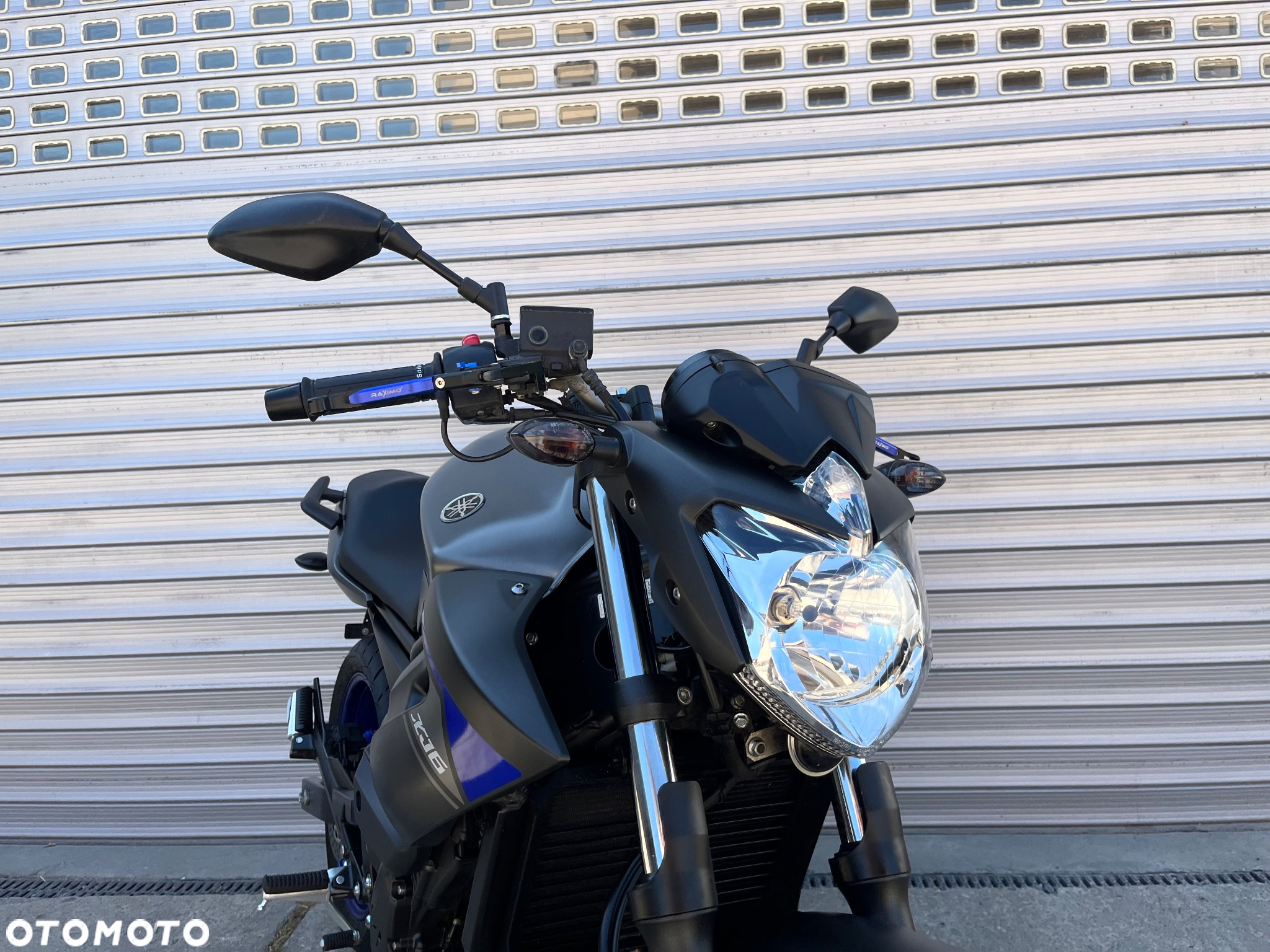 Yamaha XJ - 24