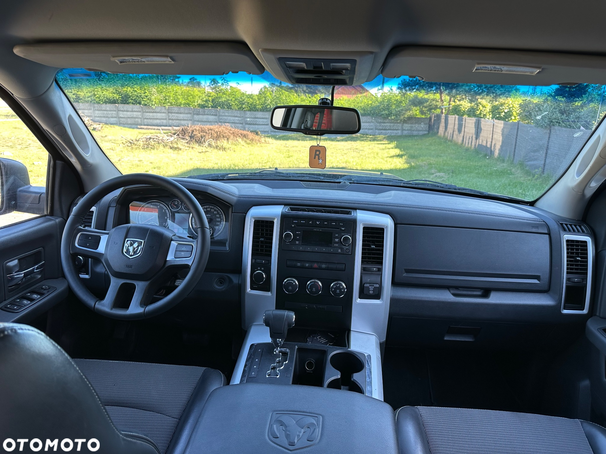 Dodge RAM - 14