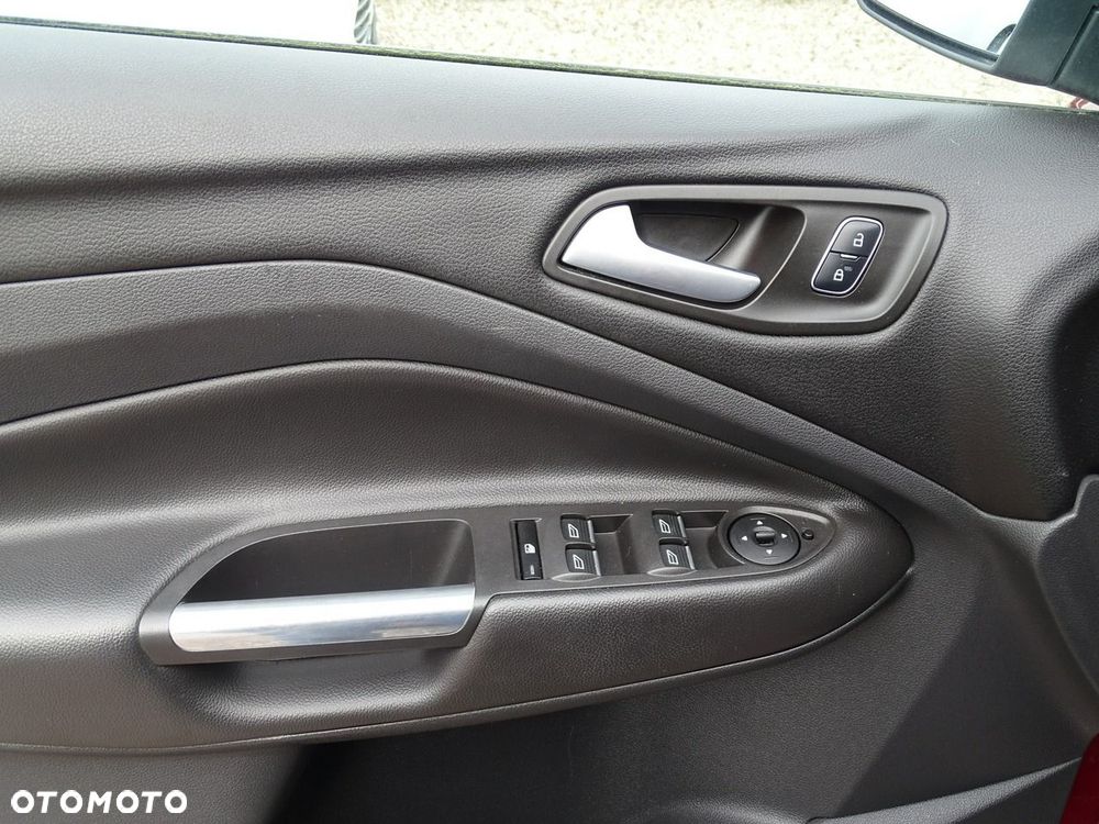 Ford Kuga - 29