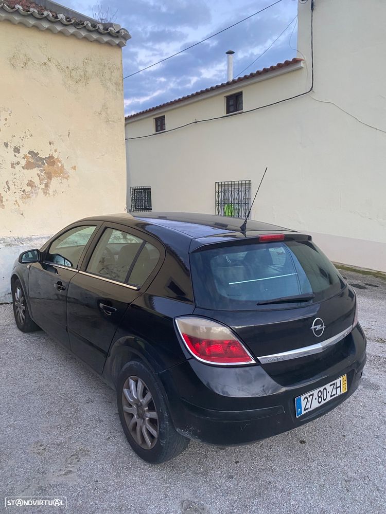 Opel Astra 1.7 CDTI Elegance - 4