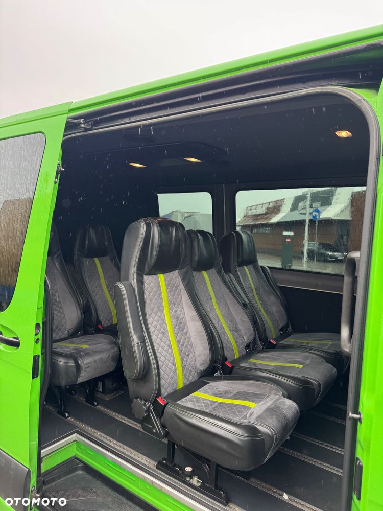 Mercedes-Benz Sprinter - 7