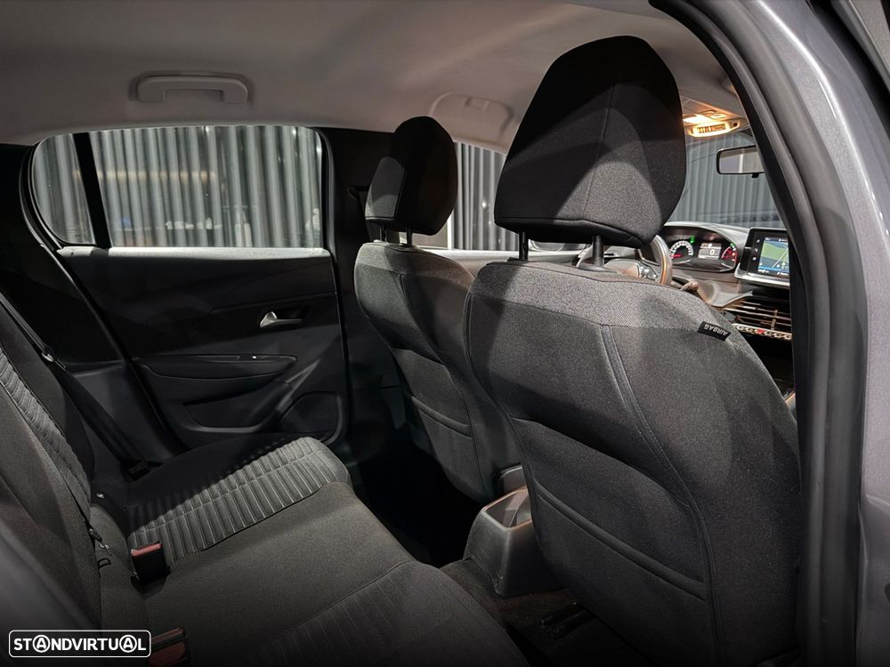 Peugeot 208 1.2 PureTech Active - 31