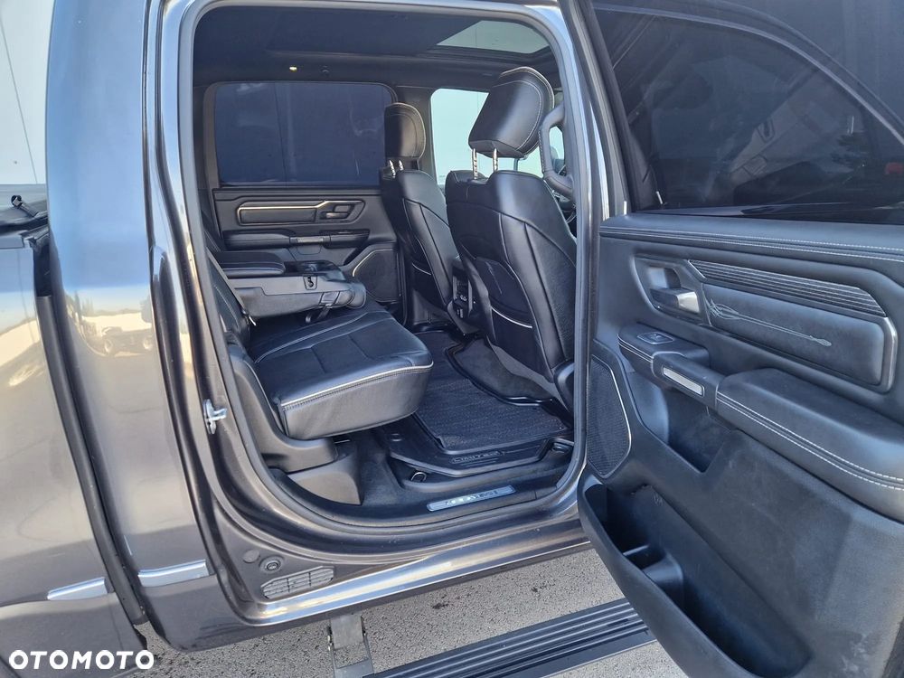 RAM 1500 - 14