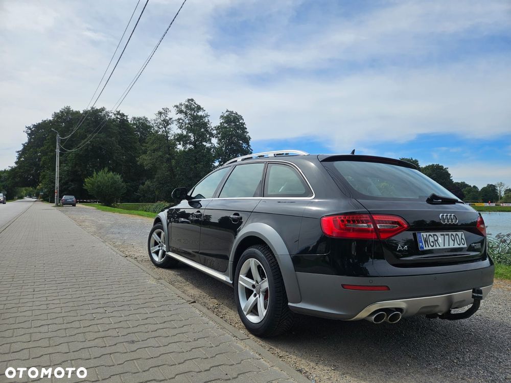 Audi A4 Allroad - 16
