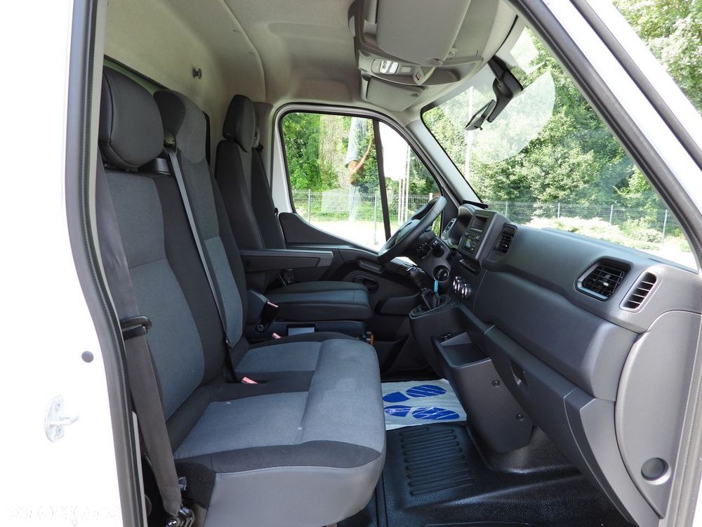 Renault MASTER KONTENER WINDA 8 PALET TEMPOMAT LEDY BLIŹNIACZE KOŁA KLIMATYZACJA  165KM - 39