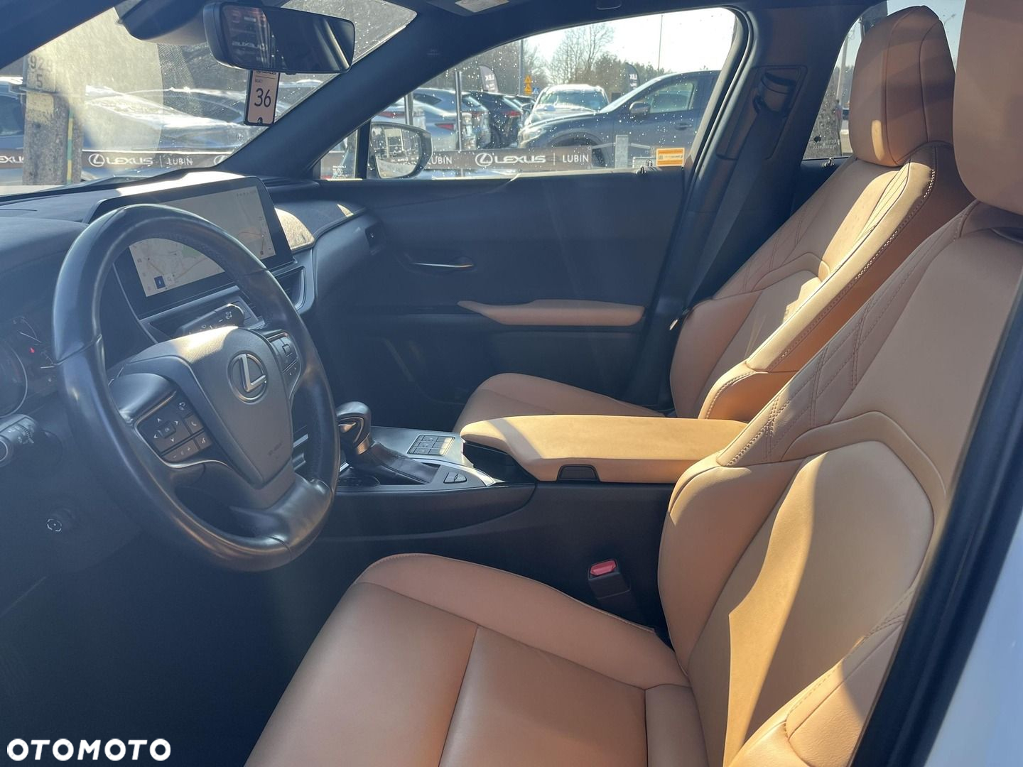 Lexus UX - 14
