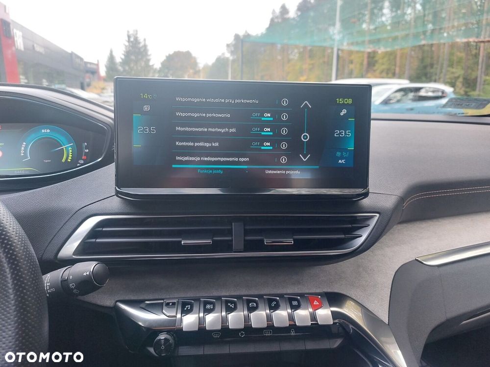 Peugeot 3008 1.6 PureTech Hybrid PHEV GT Pack S&S EAT8 - 24