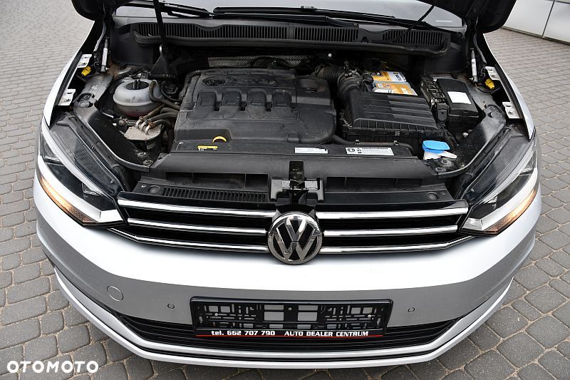 Volkswagen Touran 2.0 TDI BMT Highline DSG - 38