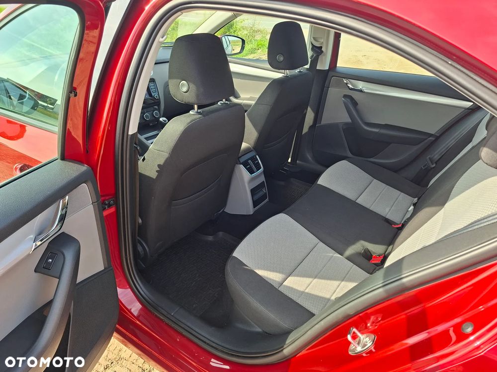 Skoda Octavia 1.4 TSI Ambition - 12