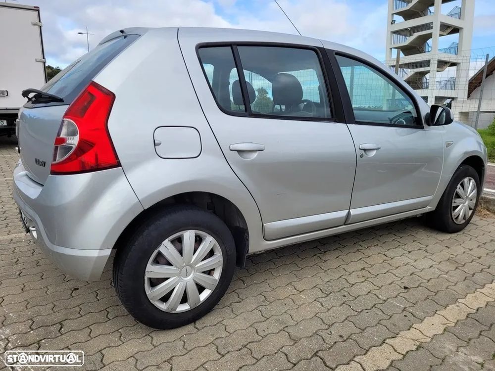 Dacia Sandero 1.2 16V Comfort - 1