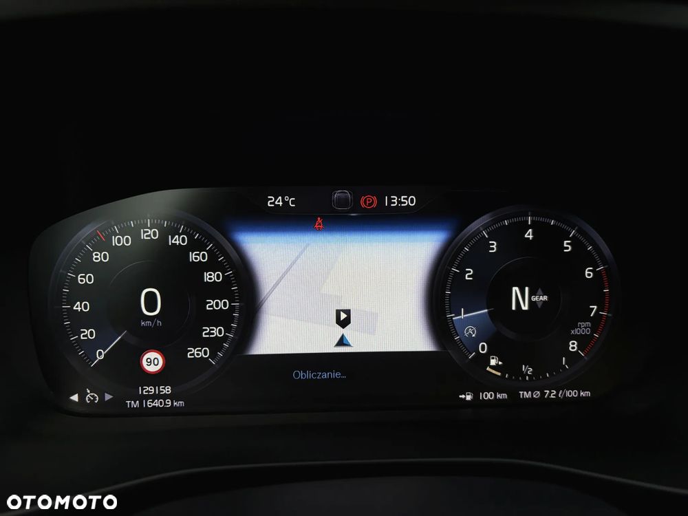 Volvo XC 40 T3 Momentum - 21