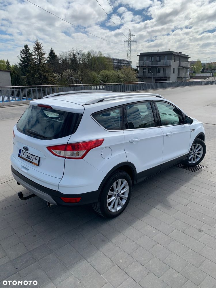 Ford Kuga 2.0 TDCi 2x4 Titanium - 15