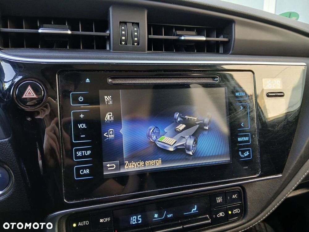 Toyota Auris Hybrid 135 Premium - 15