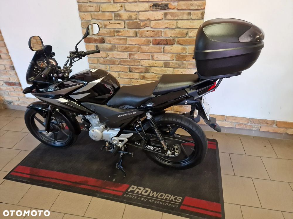 Honda CBF - 4