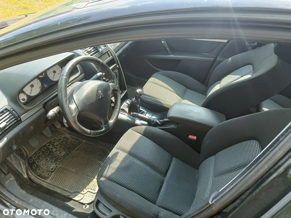 Peugeot 407 - 10