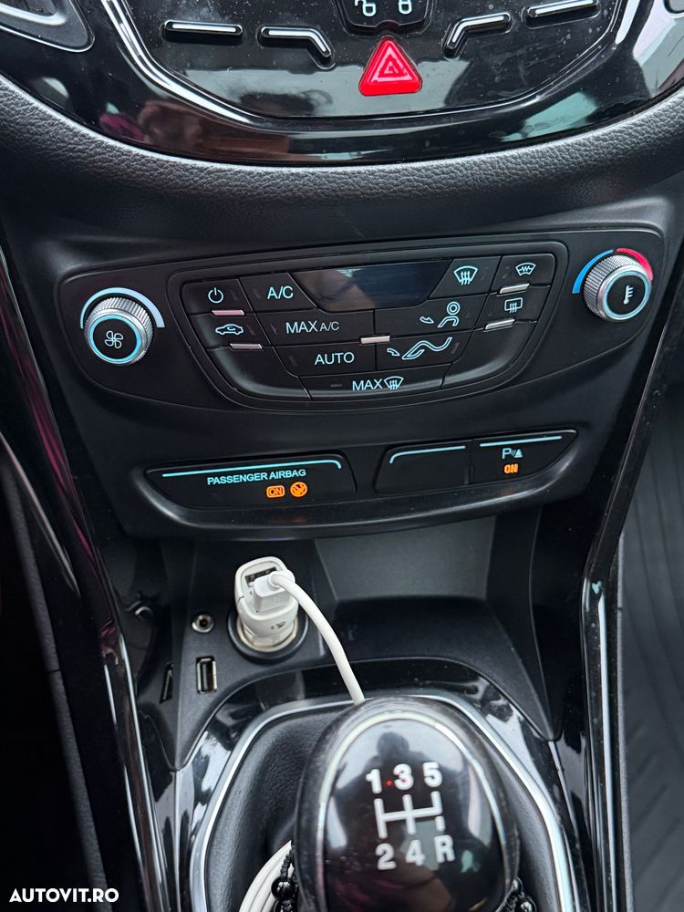 Ford B-Max - 29