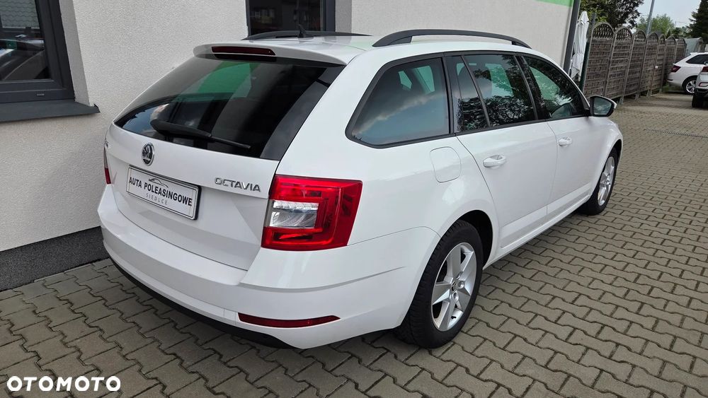 Skoda Octavia 1.6 TDI SCR Ambition - 9