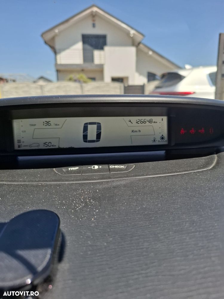 Citroën C4 - 8