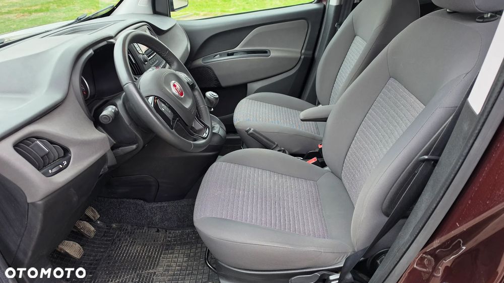 Fiat Doblo 1.4 T-Jet 16V Lounge - 11