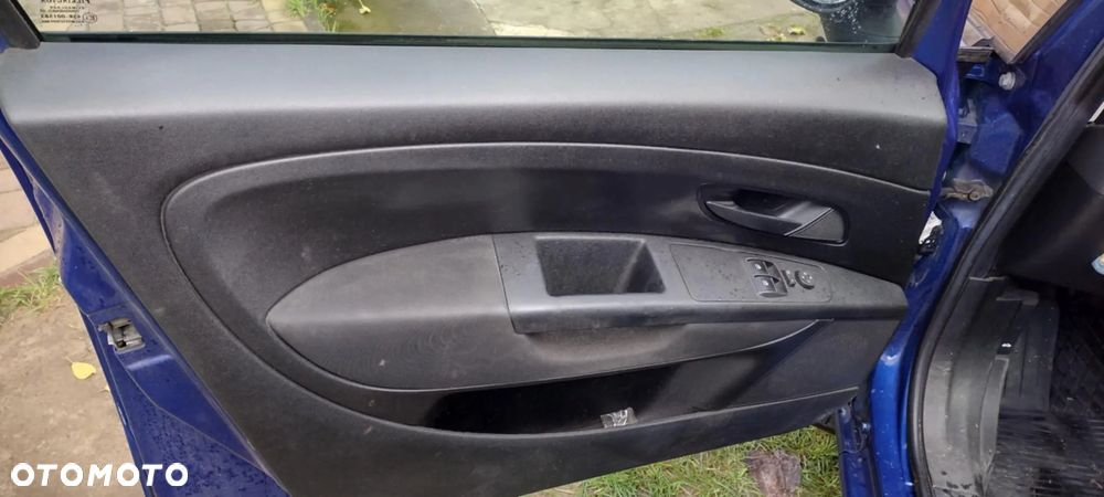 Fiat Grande Punto - 14