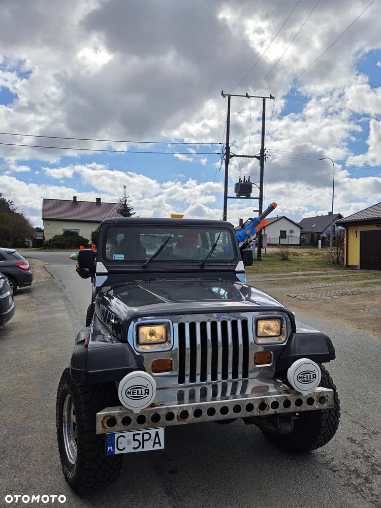 Jeep Wrangler 2.5L - 5