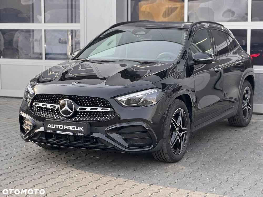 Mercedes-Benz GLA 200 AMG Line - 4