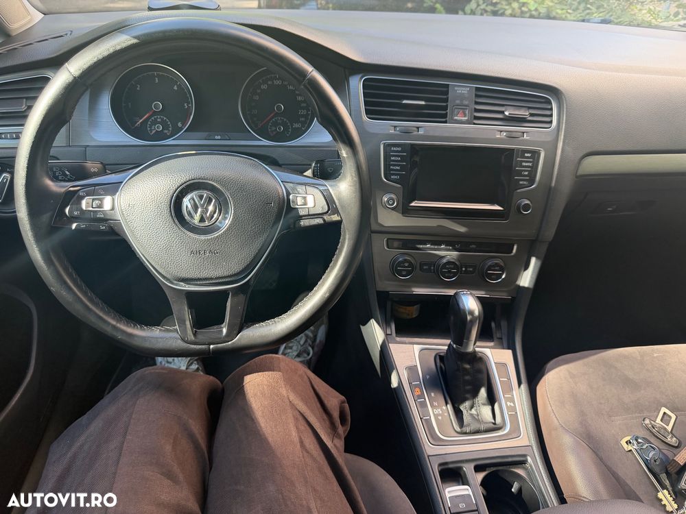 Volkswagen Golf 1.6 TDI DPF DSG Highline - 7