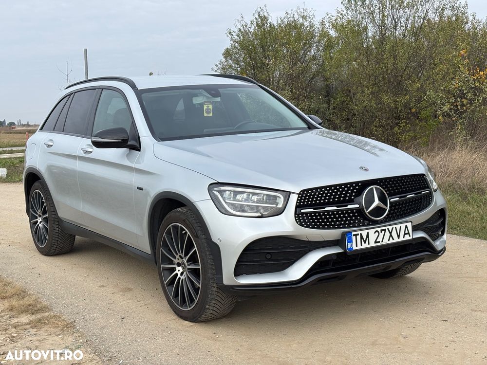 Mercedes-Benz GLC 300 e 4MATIC - 2