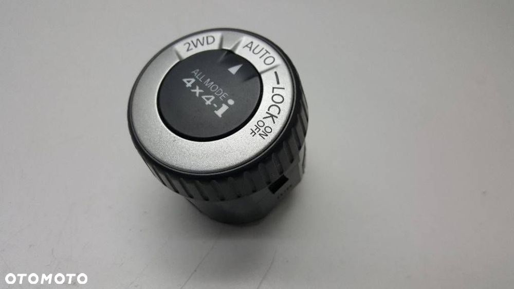 PRZEŁACZNIK PANEL 4X4 4WD LOCK XTRAIL T31 - 2