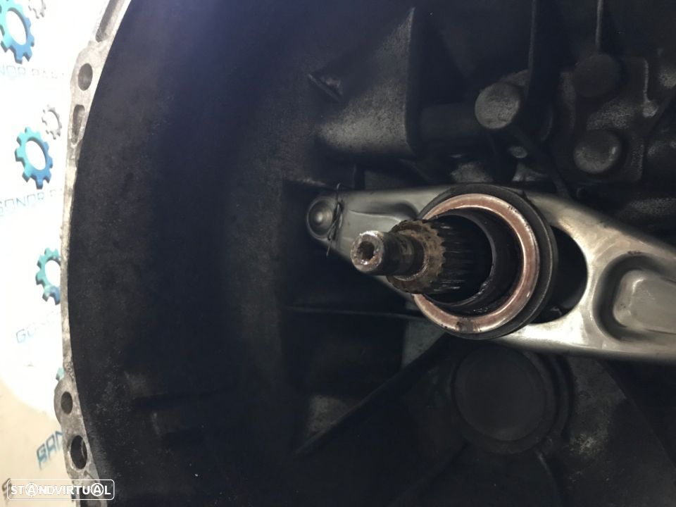 Caixa Velocidades BMW 118d 318d - 3