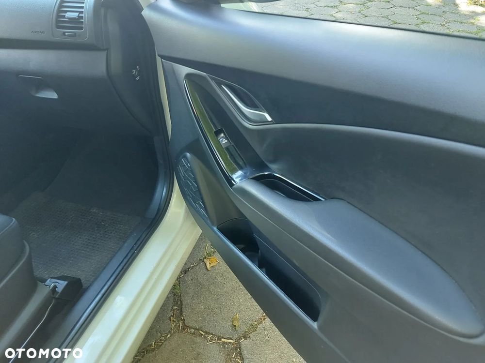 Hyundai ix20 - 14