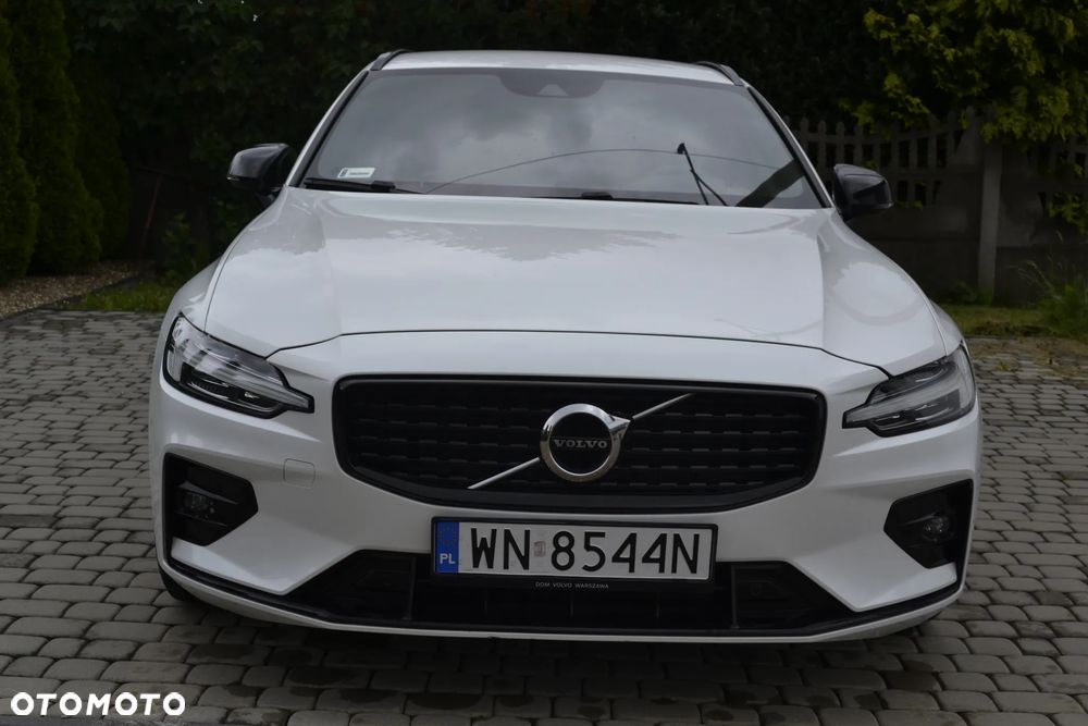 Volvo V60 B3 B R-Design - 6