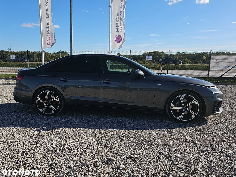 Audi A4 Limousine - 4