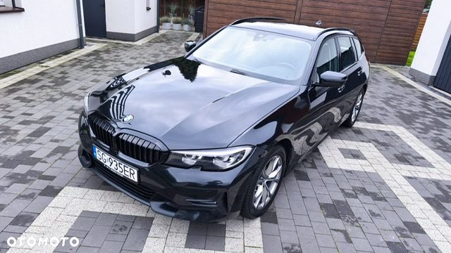 BMW Seria 3 320d Sport Line - 18