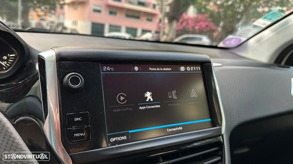 Peugeot 2008 1.2 PureTech Allure EAT6 - 9