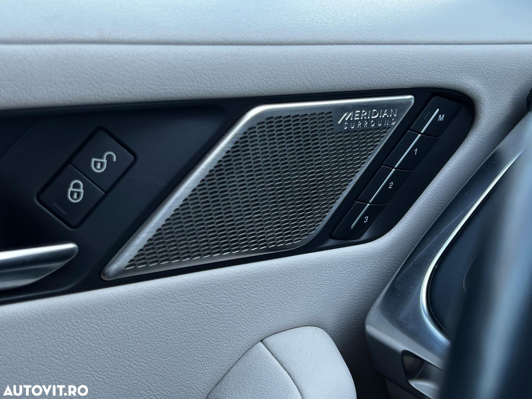 Jaguar I-Pace - 29
