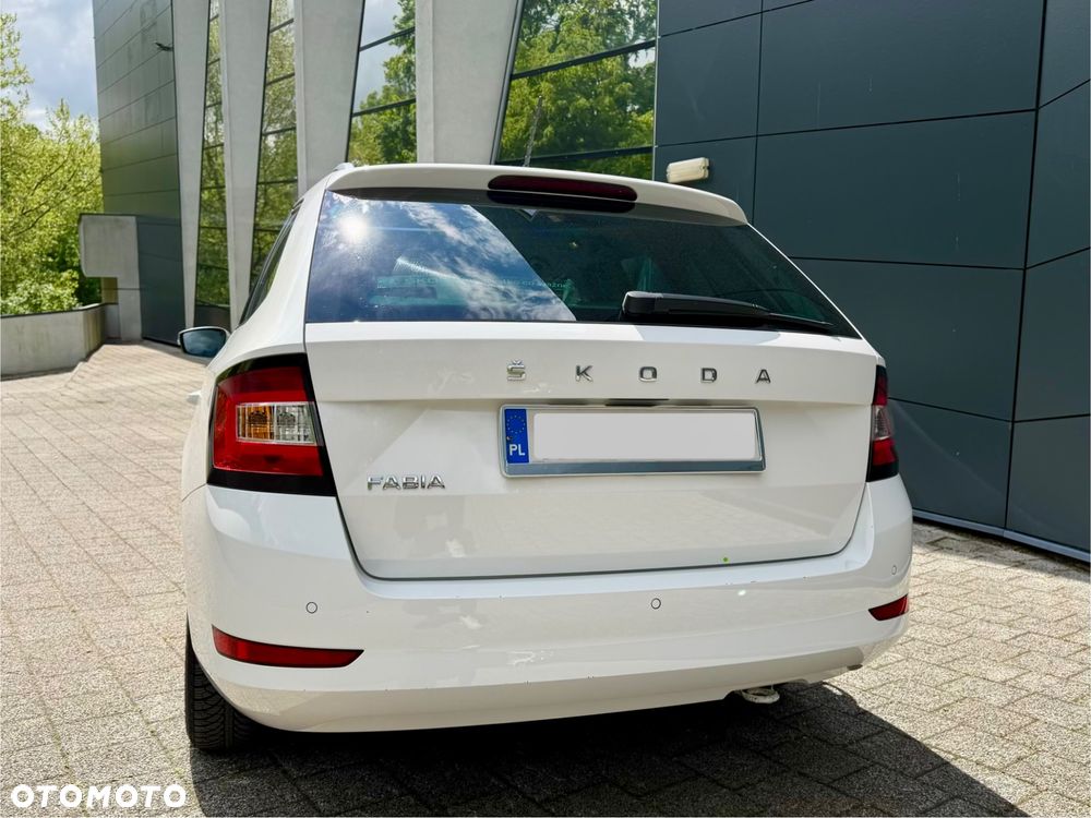 Skoda Fabia 1.0 TSI Ambition - 8