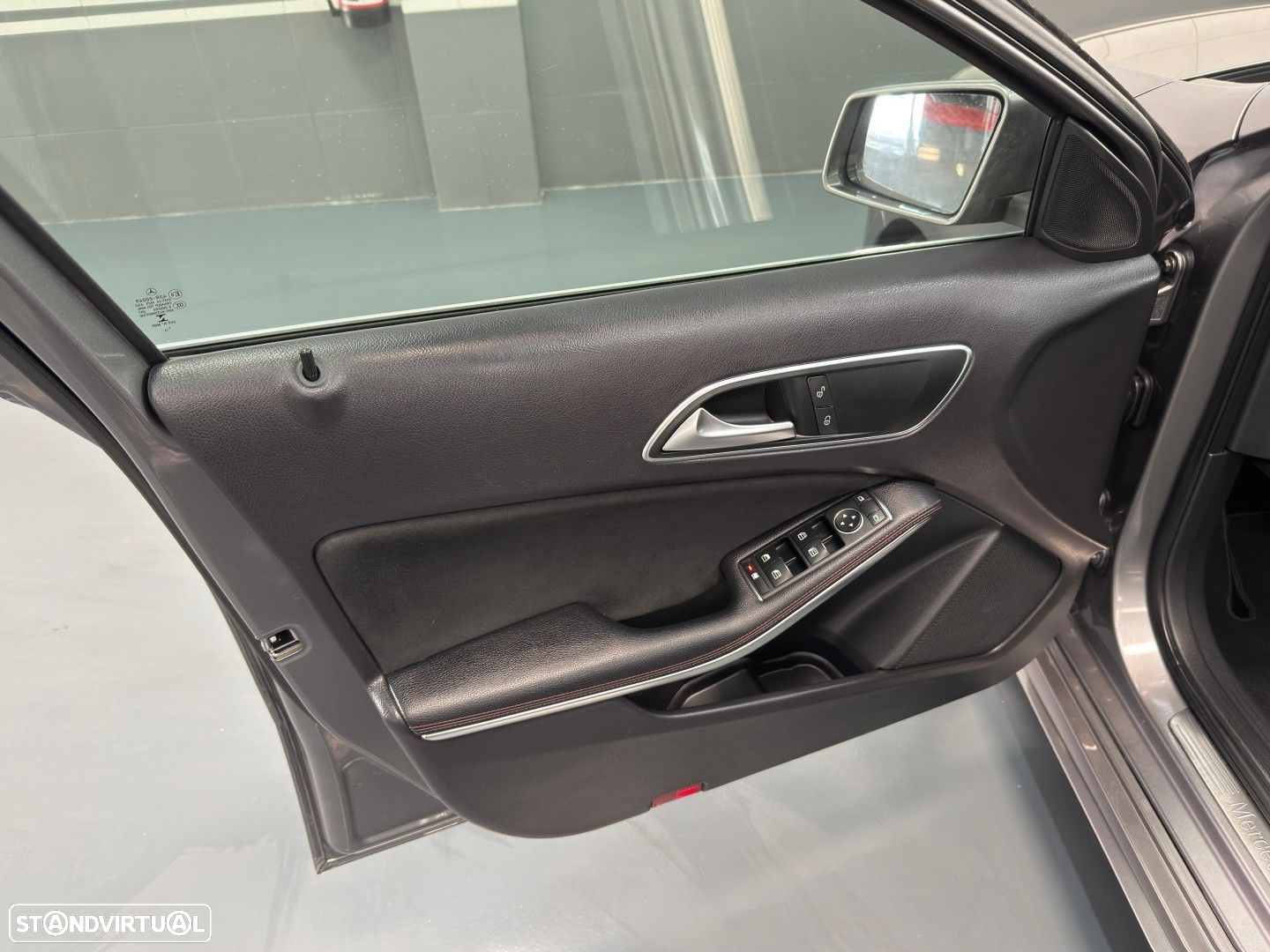 Mercedes-Benz A 200 CDi BE AMG Line - 12