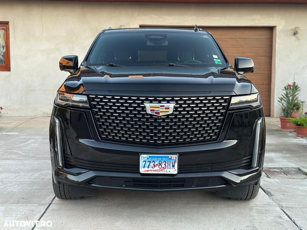 Cadillac Escalade - 11