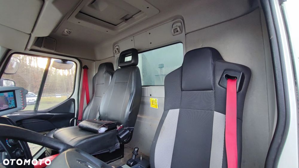 Renault D19-WIDE śmieciarka FAUN euro 6 - 5