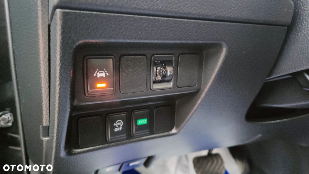 Nissan Qashqai 1.2 DIG-T Xtronic 360 - 34